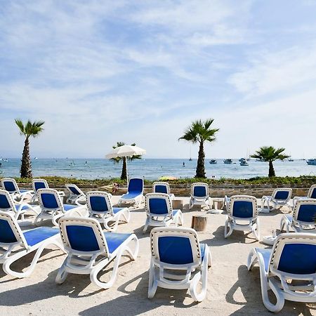 Отель Air Sport Soleil Йер Экстерьер фото
